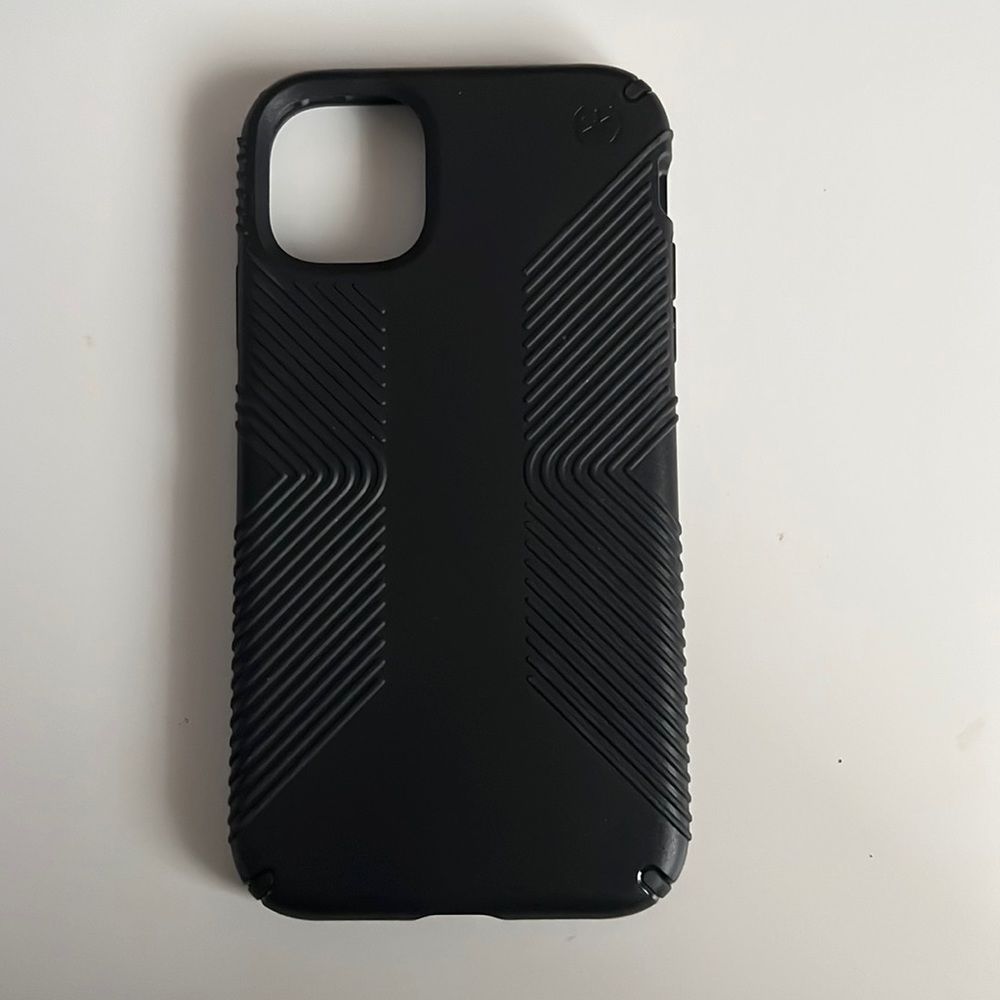 speck iphone 11 case